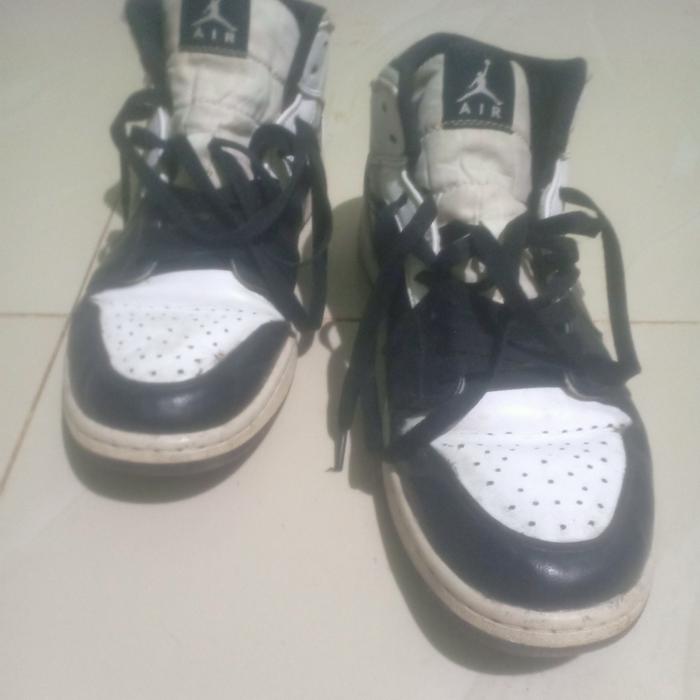 sepatu aj mid size 44 tembus upc
