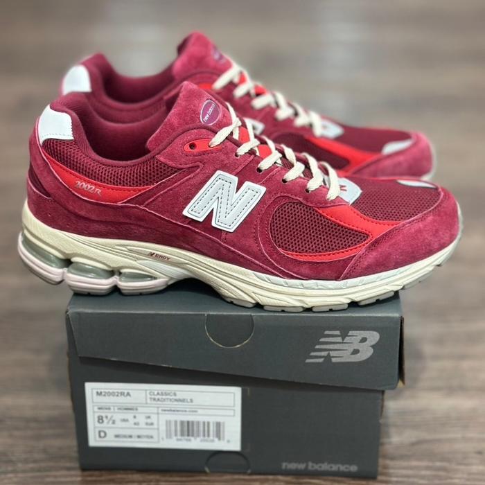 Sepatu Sneakers NB 2002R PREMIUM Red Wine
