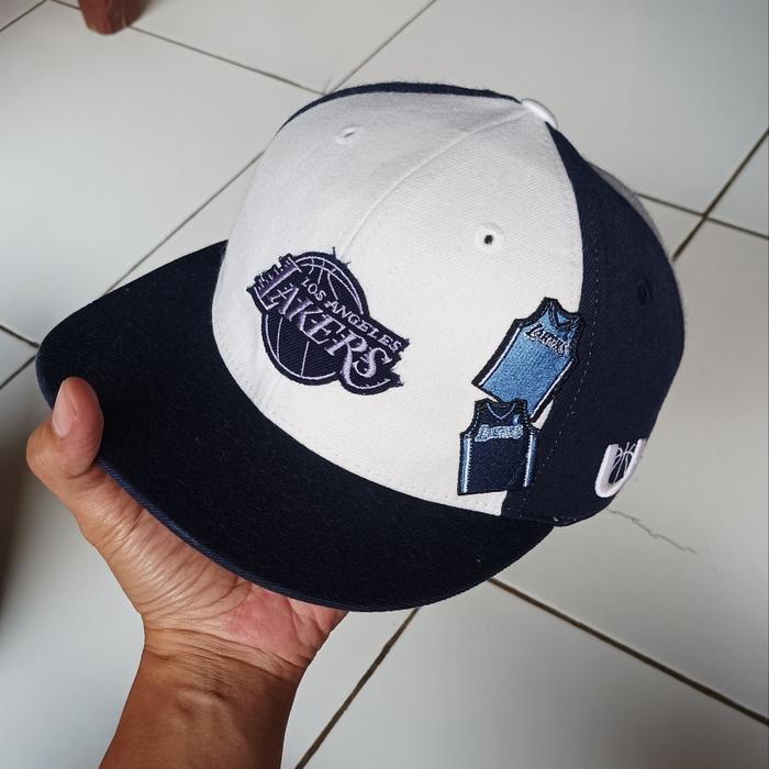 topi unk x nba lakers second