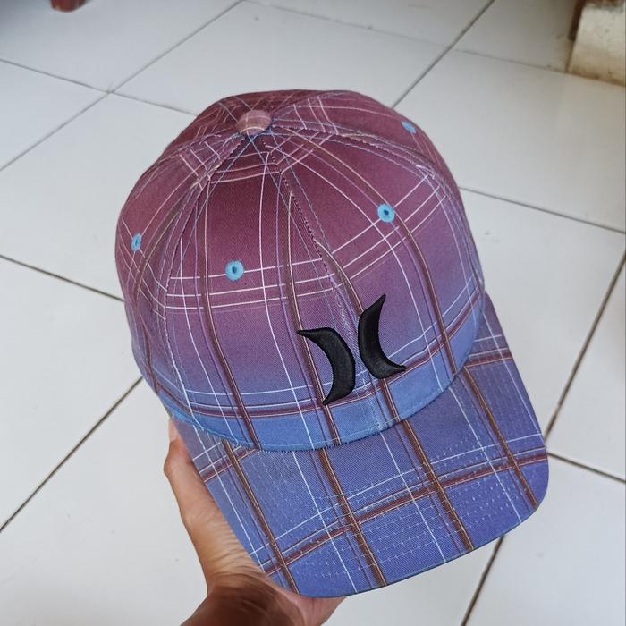 topi hurley second,topi second