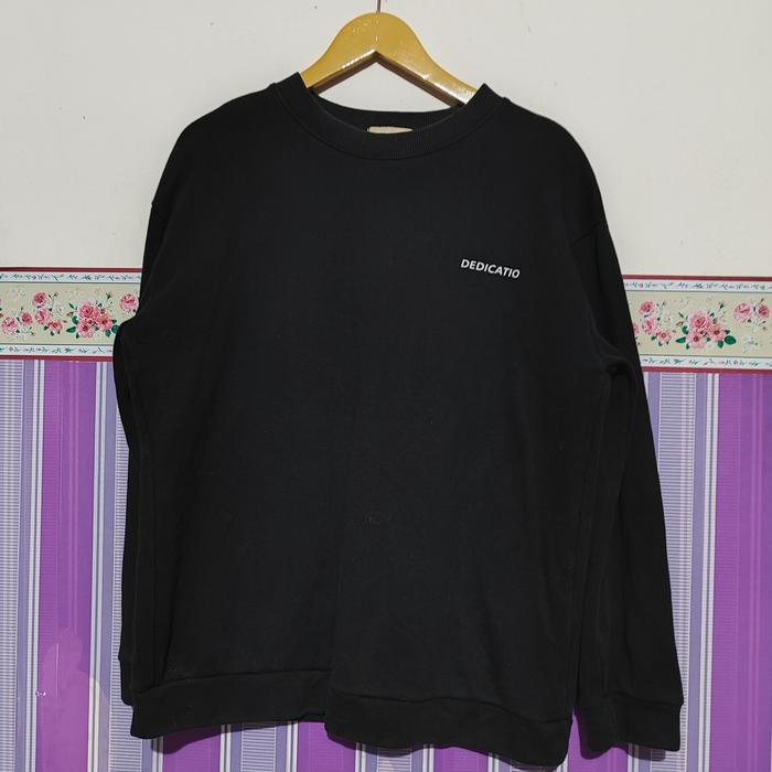 crewneck brand banana factory