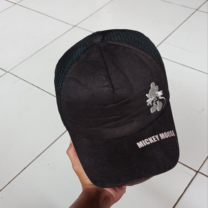 topi disney second,topi disney