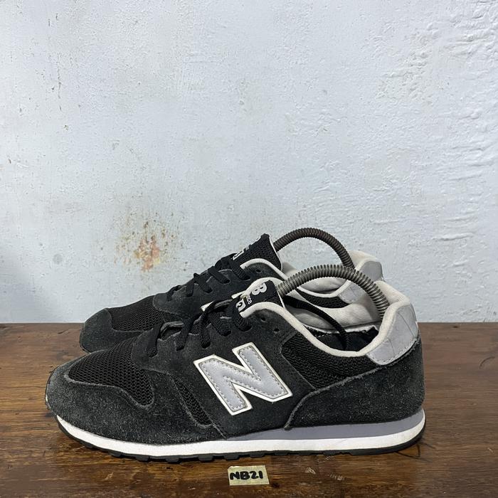 Sepatu second branded new balance 373 size 40