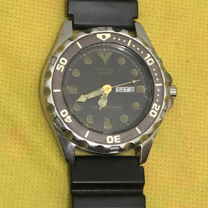 Casio diver vintage MD 513 big size japan