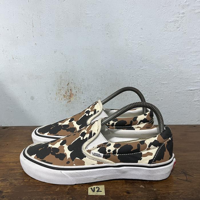 Sepatu second ori vans slip on classic multicolor cow size 38