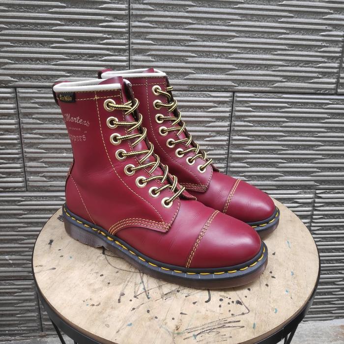 Dr. Martens Cappers Cherry Red MIE