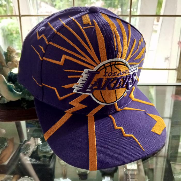 Topi Vintage, - LOS ANGELES LAKERS MODERN VINTAGE -