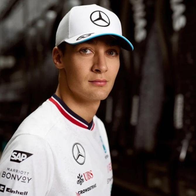 Mercedes-AMG F1 2024 George Russell Team Driver Cap White. Topi Unisex