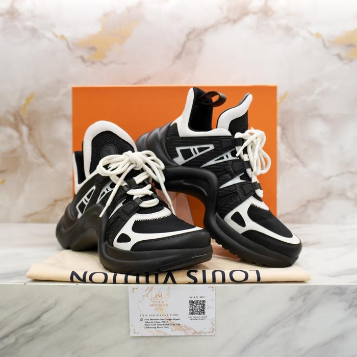 Louis Vuitton Archlight Leather Black White Size 37.5 GARANSI 100% AUTHENTIC
