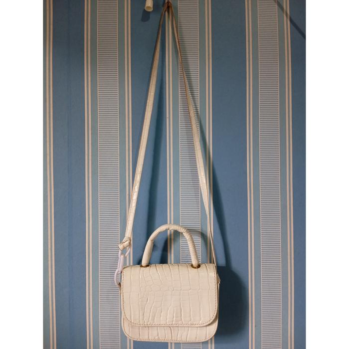Thrift sling bag mini croco putih