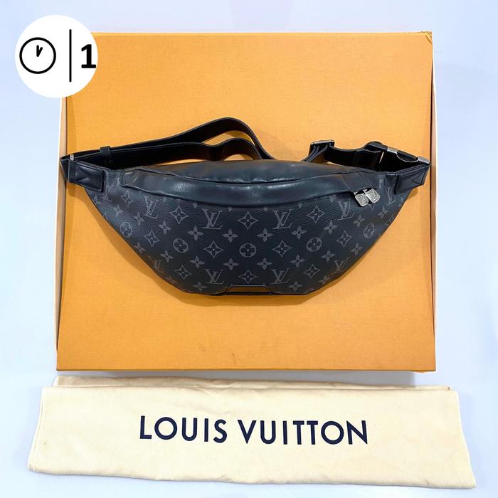 L-Vuitton Monogram Eclipse Bumbag Discovery