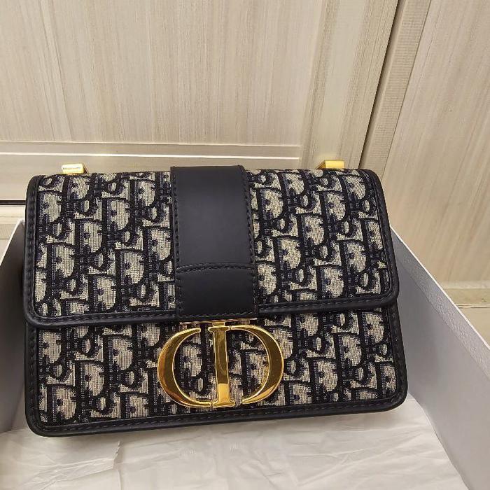 AUTHENTIC DIOR MONTAIGNE OBLIQUE PRELOVED