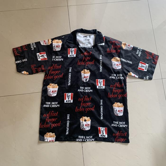 Kemeja Hawai Hawaiaan Shirt Evil Army X KFC Black Original size XL