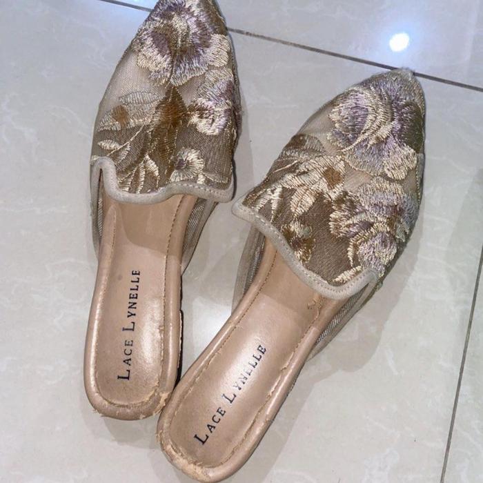 Lace Lynelle Preloved size 40