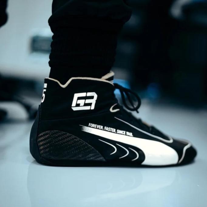 Mercedes-AMG F1 LIMITED EDITION Puma Speedcat Pro George Russell 75 Year Driving Shoes. Sepatu balap