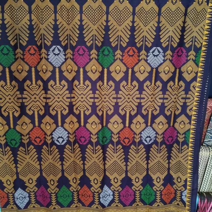 Batik halus motif songket lombok