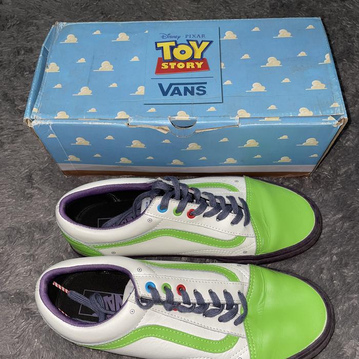 Sepatu Vans x Toy Story Buzz Lightyear