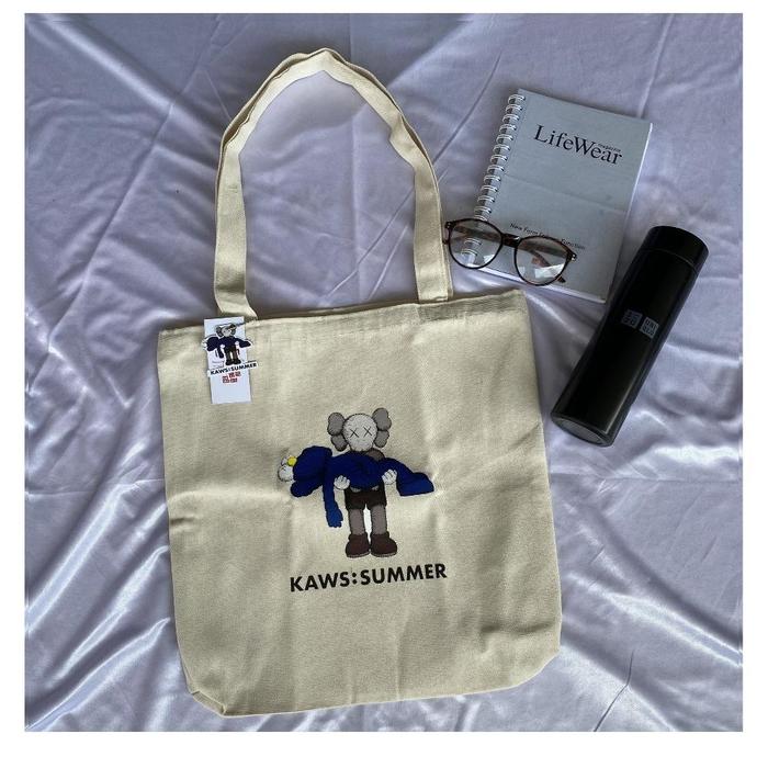 Totebag UNIQLO KAWS denim canvass importedd