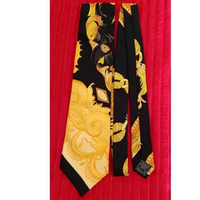 Preloved Tie/ Dasi pria Gianni Versace original .