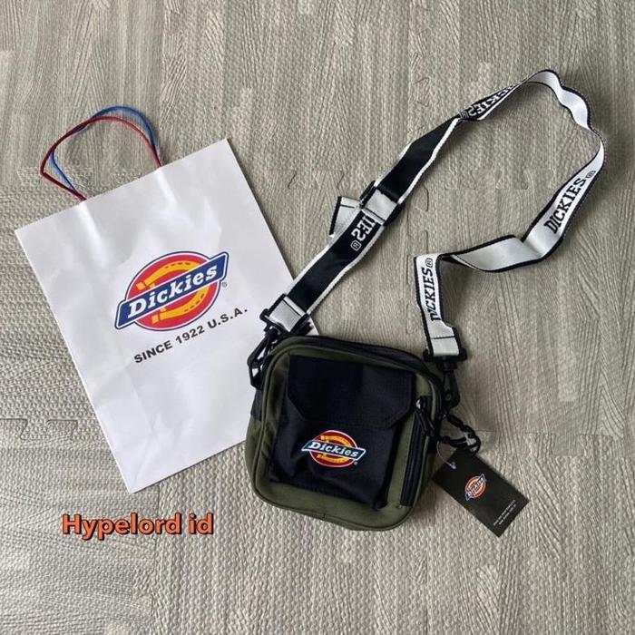 Slingbag / Sling bag Dickies Green army with Paperbag