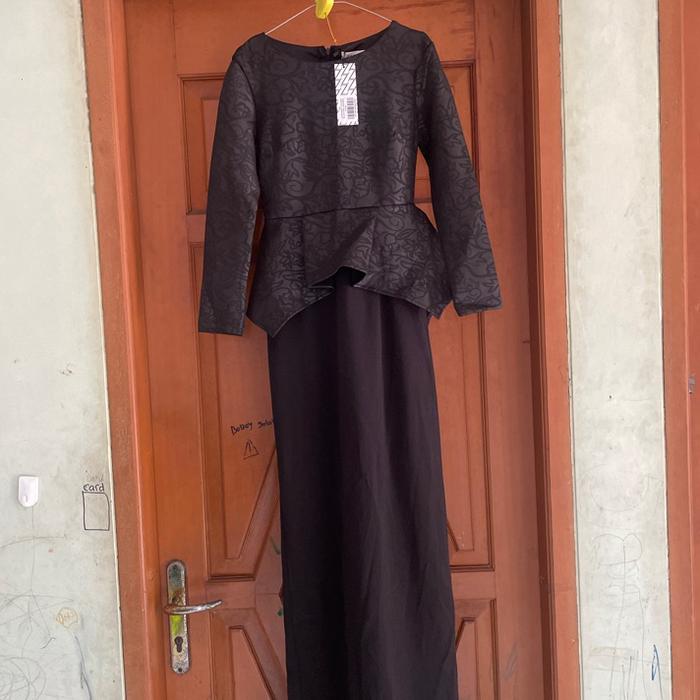 Dress Peplum Top by Zalia