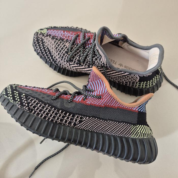 Sepatu Adidas Yeezy Boost 350 V2 Yecheil Original Size 42