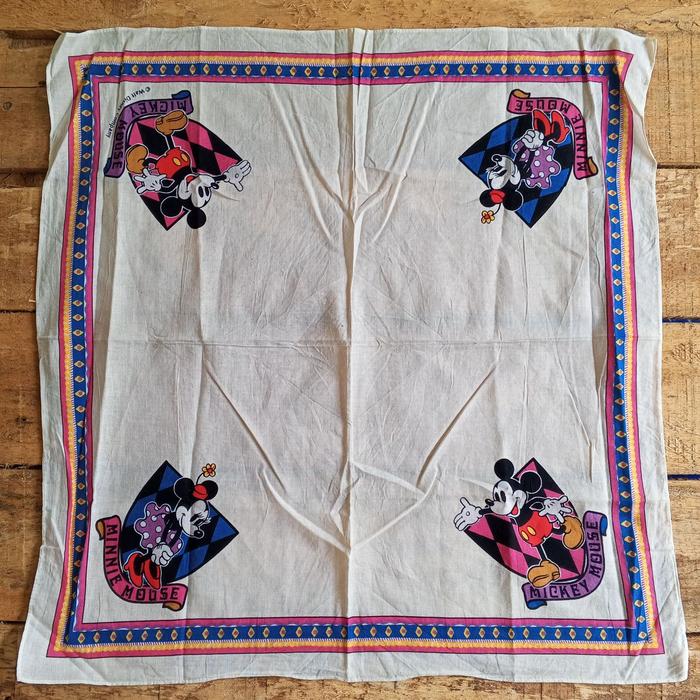 Scraf / Bandana, - MICKEY & MINI MOUSE c WALT DISNEY COMPANY 90s -