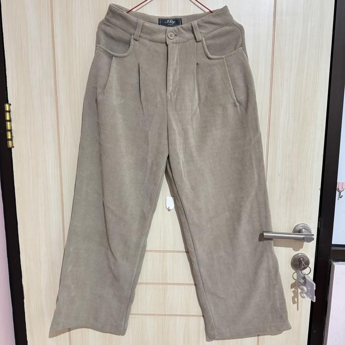 Jrep Celana Tweed Khaki Cewek Preloved