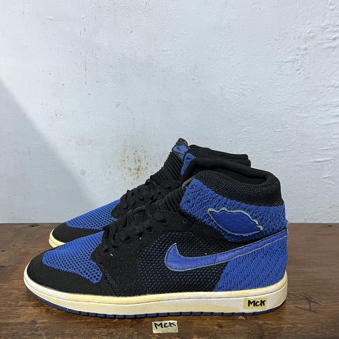 Sepatu second branded nike aj1 high flyknit royal blue size 43