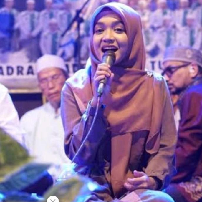 (BISA REQUEST) Flasdisk PENGAJIAN LUCU NENG UMI LAILA CANTIK VIRAL FULL MP4 DI FDISK 32GB 100% Jamin
