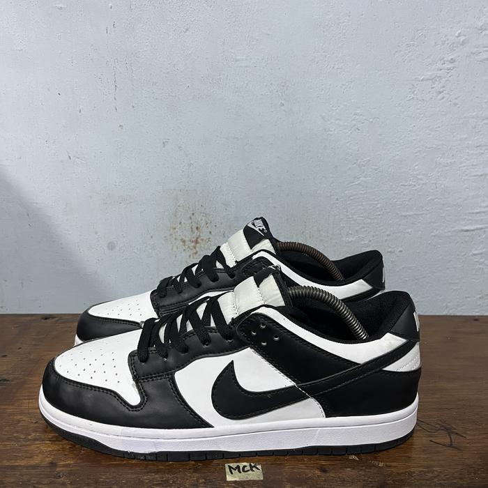 Sepatu second branded sb low panda size 43