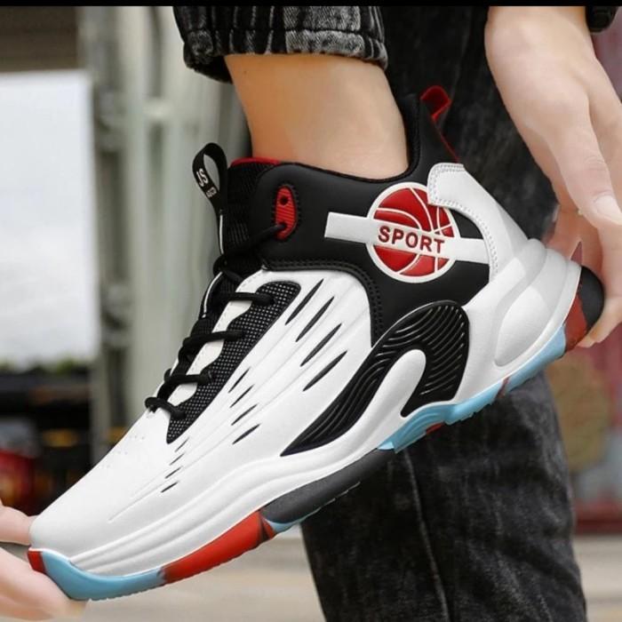 Sepatu Casual Basket Running 41 42