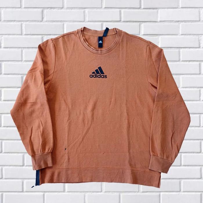 CREWNECK ADIDAS CENTER 3D LOGO, SIZE L (SECOND BRANDED) COKLAT, CN0126