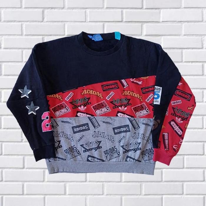 CREWNECK ADIDAS 3TONES ORIGINAL SIZE XL (SECOND BRANDED) PEKAT, CN0127
