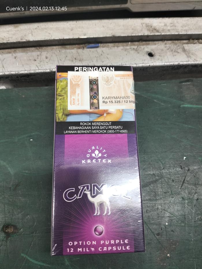 Rokok camel grape