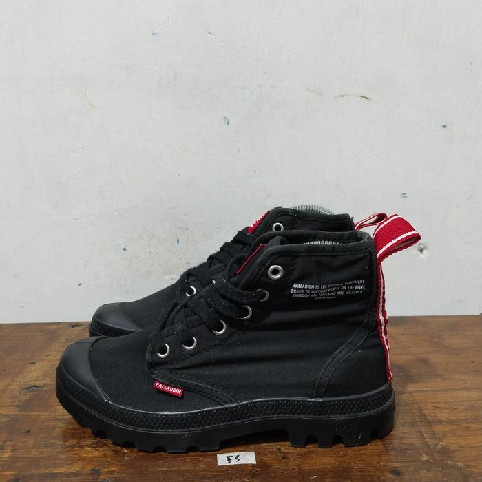 sepatu second ori palladium pampa size 37