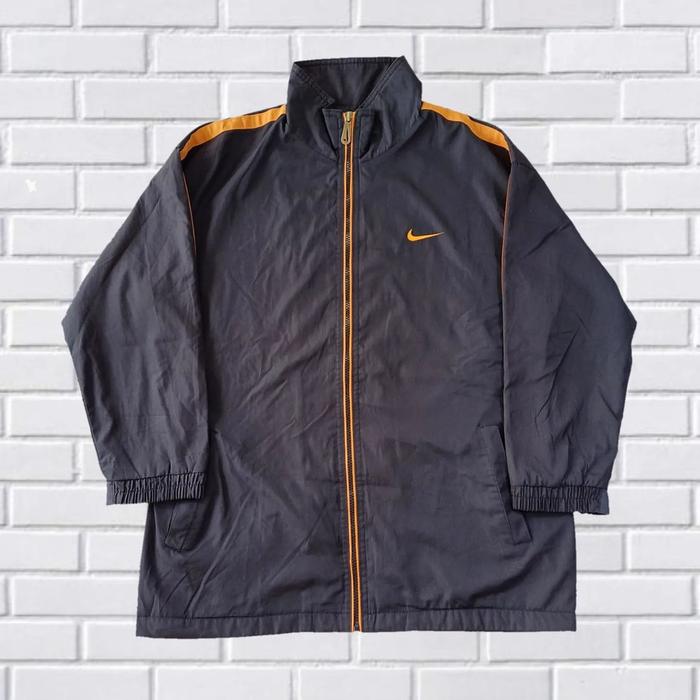 JAKET VINTAGE NIKE JUST DO IT, SIZE L (SECOND BRANDED) HITAM, JK0019