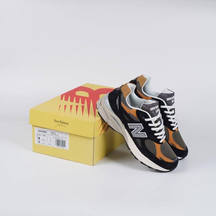 new balance NB 990 v3 black tan