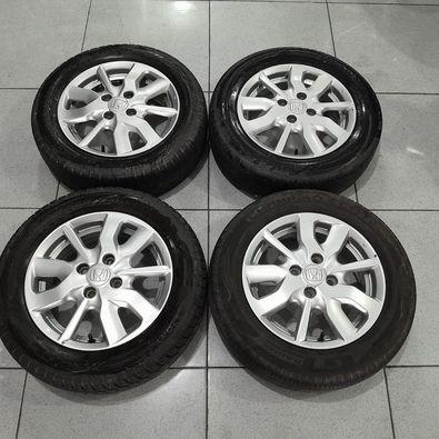 velg mobil bekas new brio satya ring 14 pcd 4x100 plus ban 175/65 r14