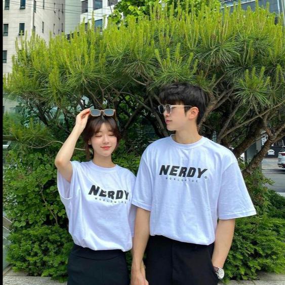 Baju Couple Pasangan Nerdy/Kaos Kapelan Pacar/T-shirt kembar Romantis