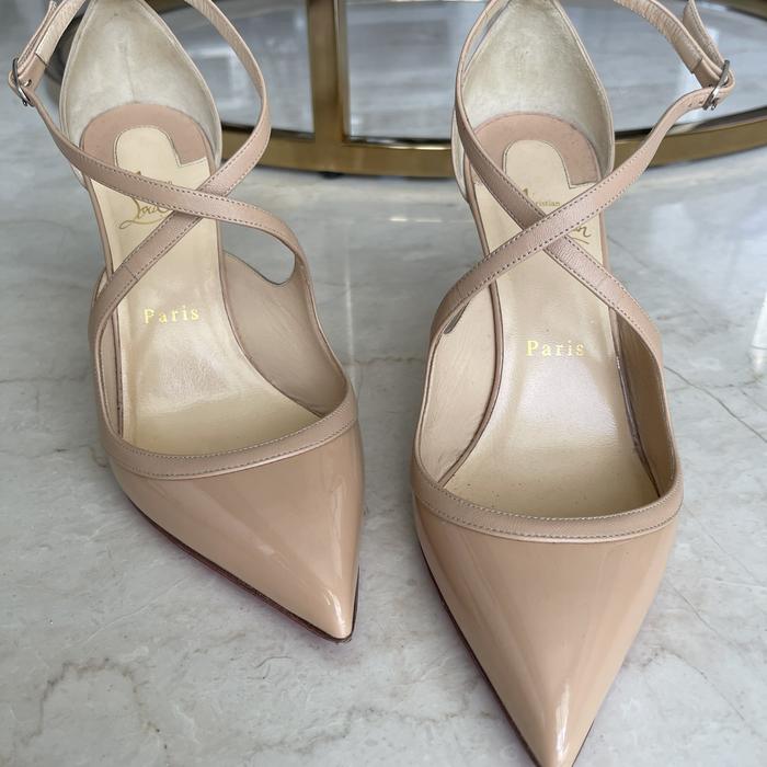 PRELOVED! Christian Louboutin shoes Nude size 38.5