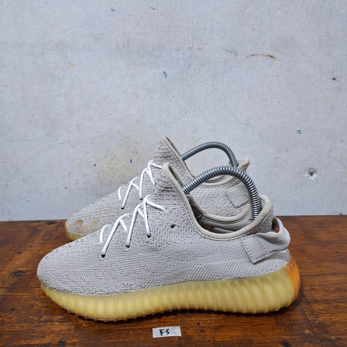 Sepatu second ORI Adidas yezzy 350 grey size 37