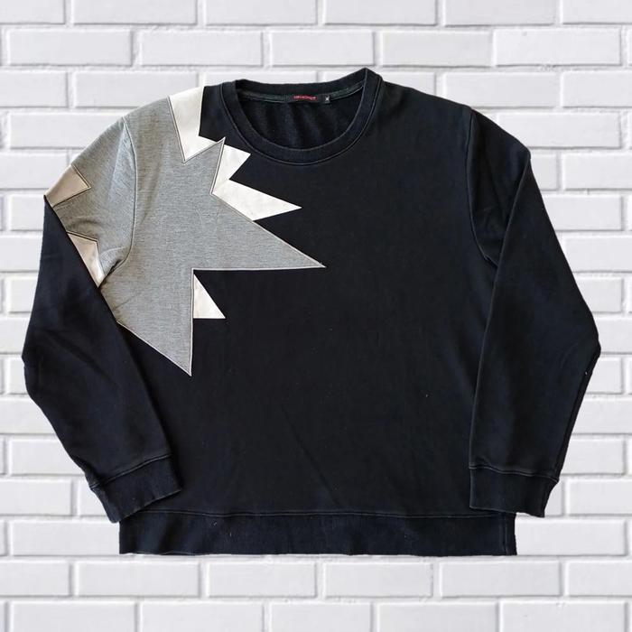 CREWNECK NEIL BARRETT, SIZE XL (SECOND BRANDED) HITAM, CN0144