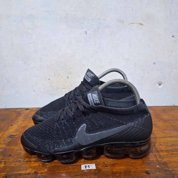 Sepatu second ORI Nike Vapormax size 38