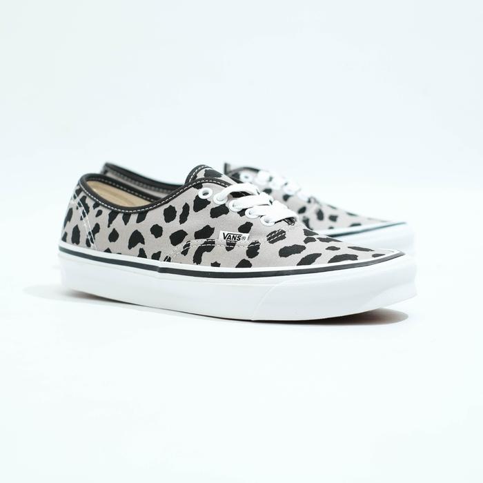 Vans Authentic Vault Wacko Maria Leopard Grey Original Resmi