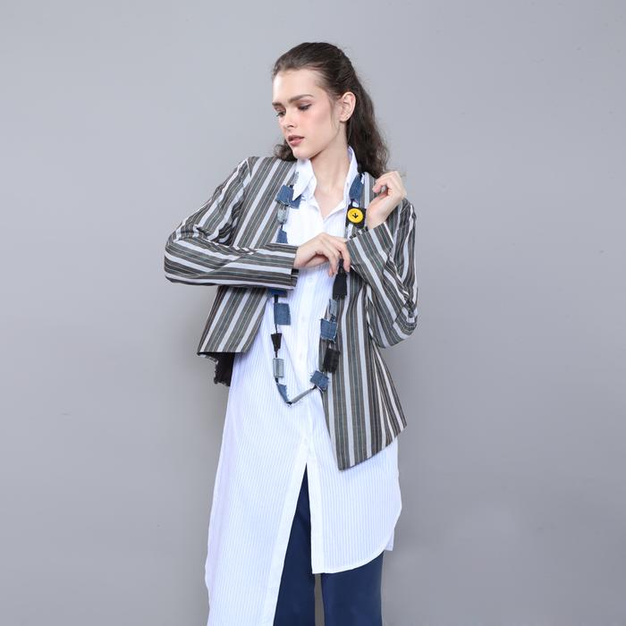 ALUR BLAZER Ulos