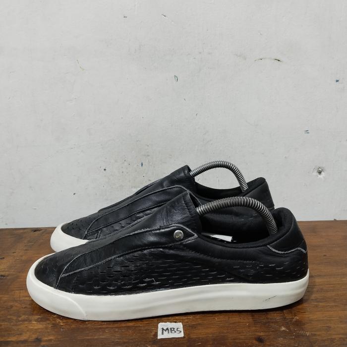 sepatu second ori nike WMNS tenis classic slipon size 41