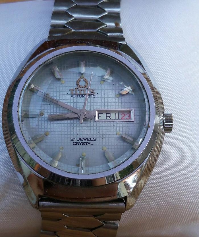 Jam tangan vintage Titus matic