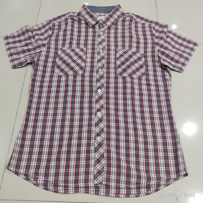baju kemeja kotak kotak pria L murah polo