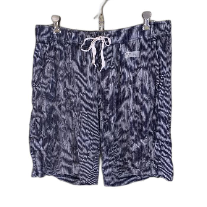 Celana pendek pria Uniqlo garis original second